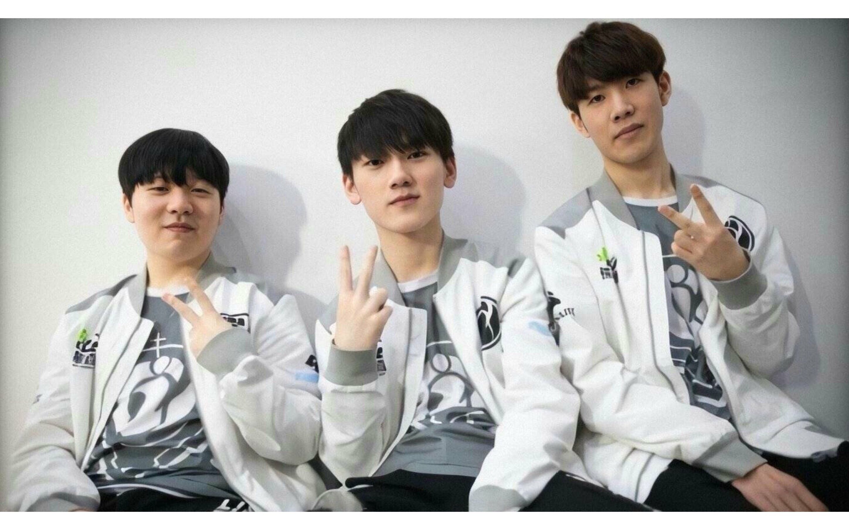 对比传统的 对比传统的